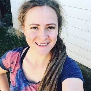 Meet your Posher, Risha